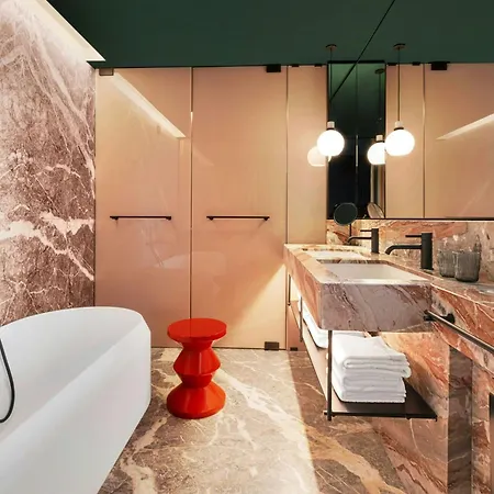 Hotel Casa Brera, A Luxury Collection Hotel, 5*